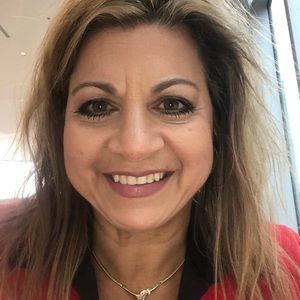 Meet your Posher, Lisa